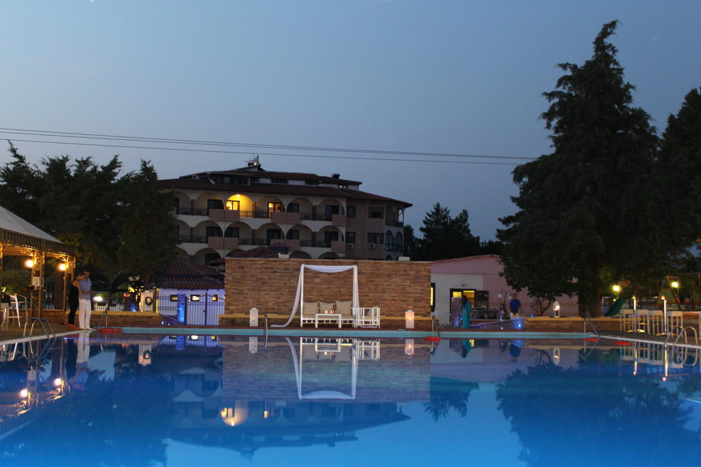 Chris & Eve Mansion Hotel Komotiní Kültér fotó